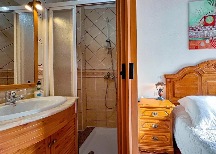 Cozy Townhouse With A Garden Apartment Playa de las Americas (Tenerife)