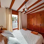 Cozy Townhouse With A Garden Lejlighed *