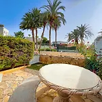 Cozy Townhouse With A Garden * Playa de las Américas