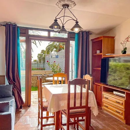 Cozy Townhouse With A Garden Apartman *