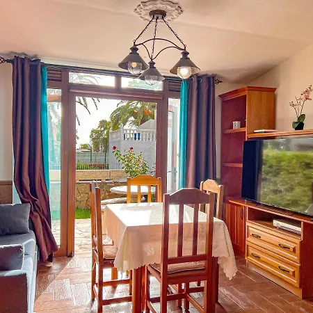 Cozy Townhouse With A Garden Apartament *