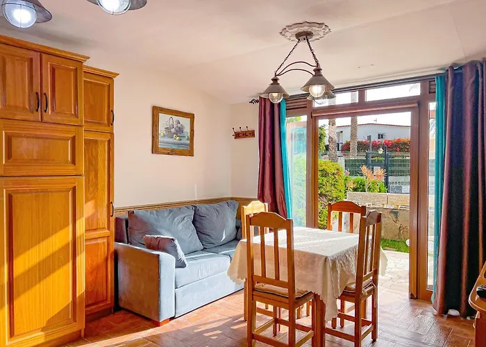 Apartman Cozy Townhouse With A Garden *