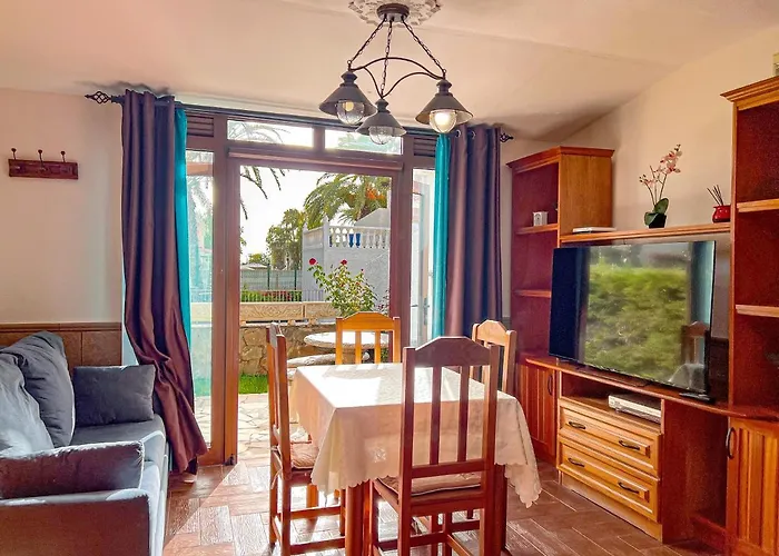 Cozy Townhouse With A Garden 公寓 *