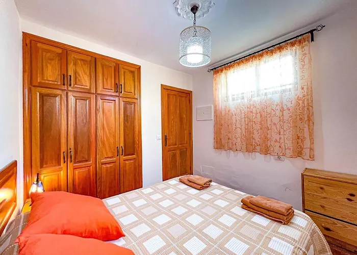 公寓 Cozy Townhouse With A Garden *